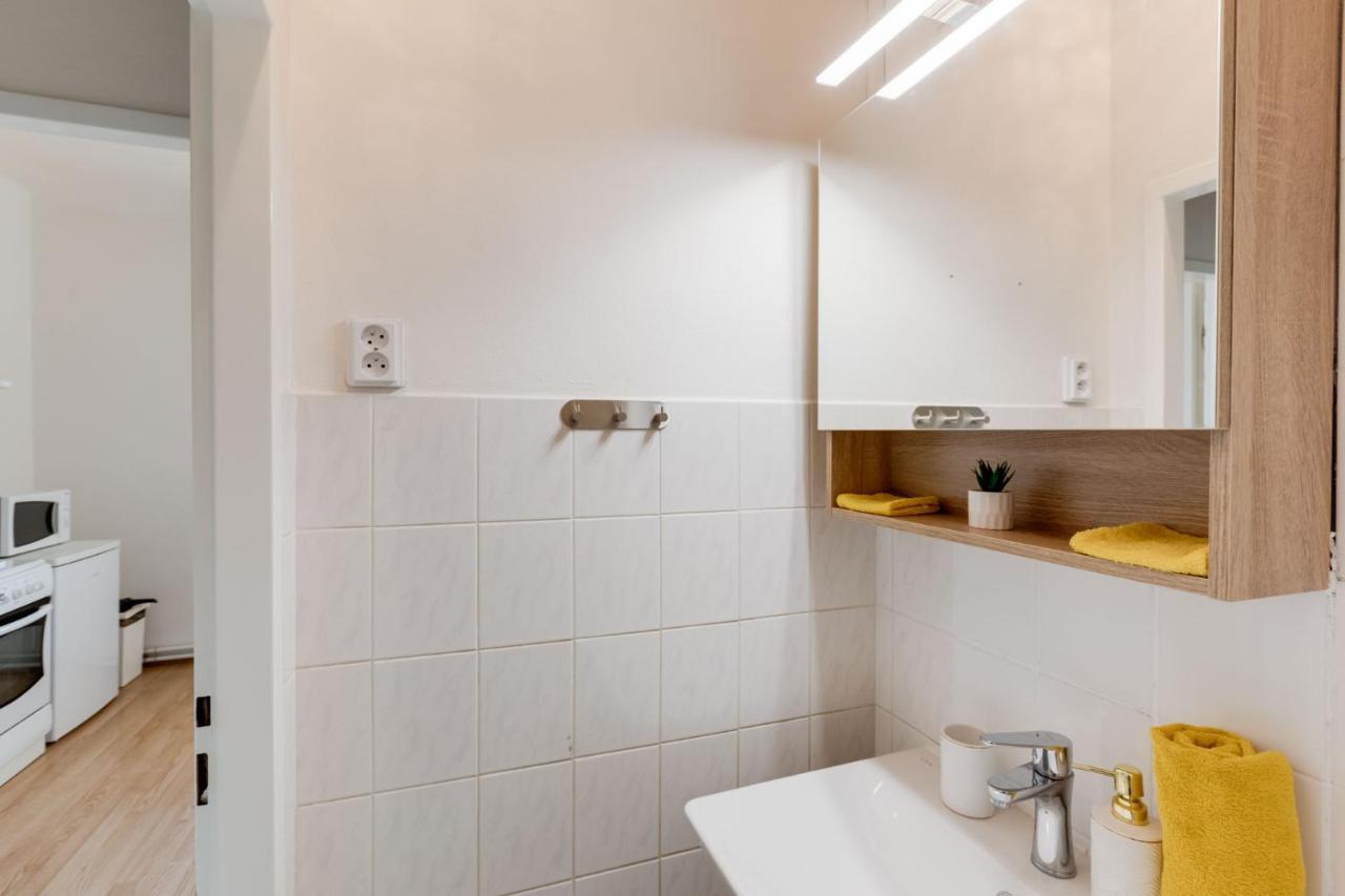 Sunshine Apartment Near The City Center Praga Exterior foto